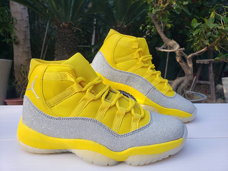 Air Jordan 11 "Yellow & Gray"