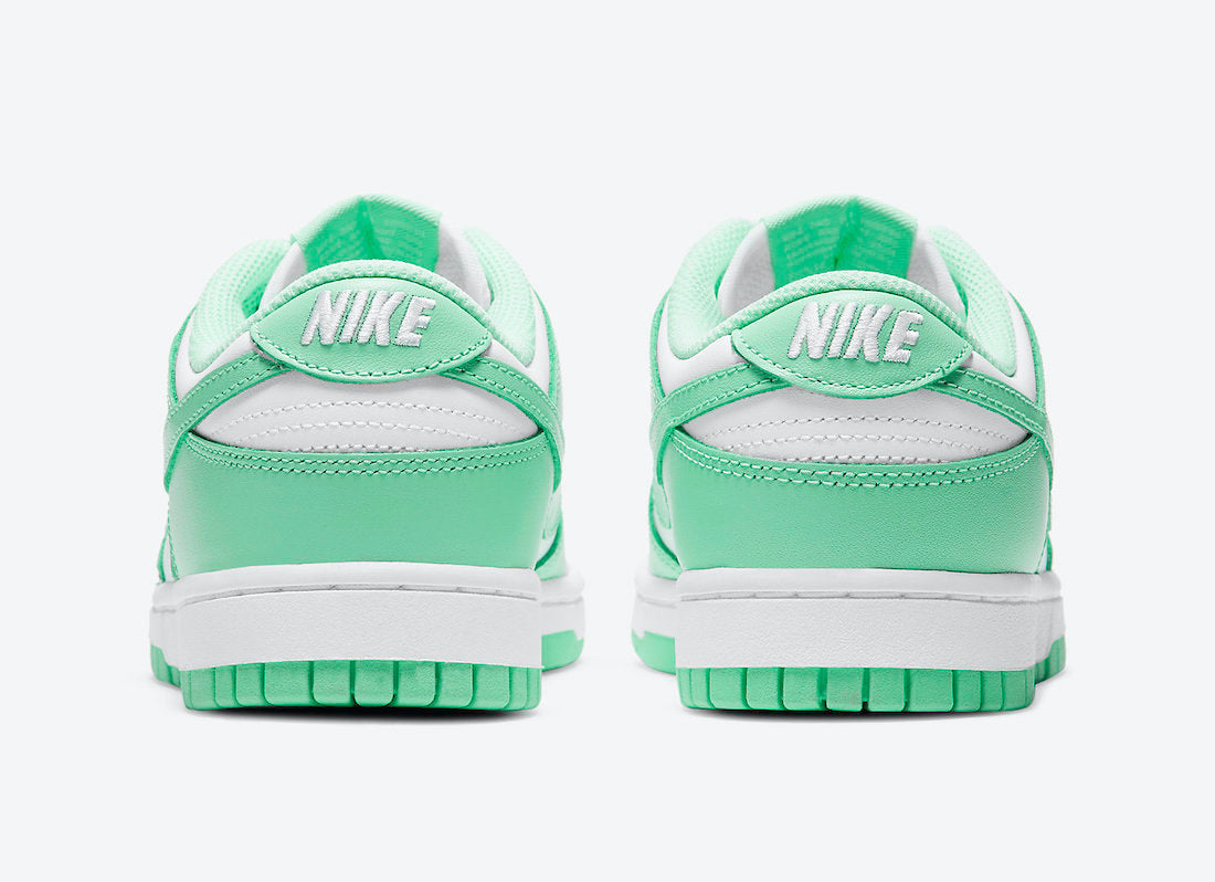 Dunk Low ‘Green Glow’