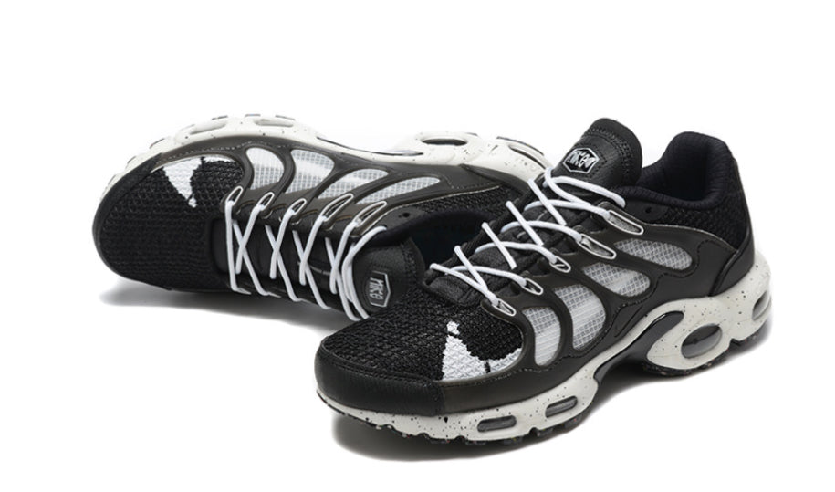 Nike Air Max Terrascape Plus
‘Off Black’