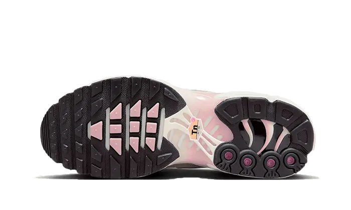 TN Air Max Plus ‘Pink Oxford’ ^^