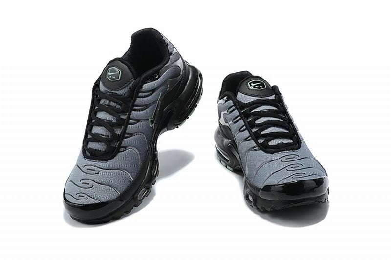 Tn air max plus ‘Green Glow’