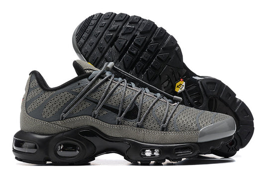 TN Utility ‘Wolf Grey Black’
