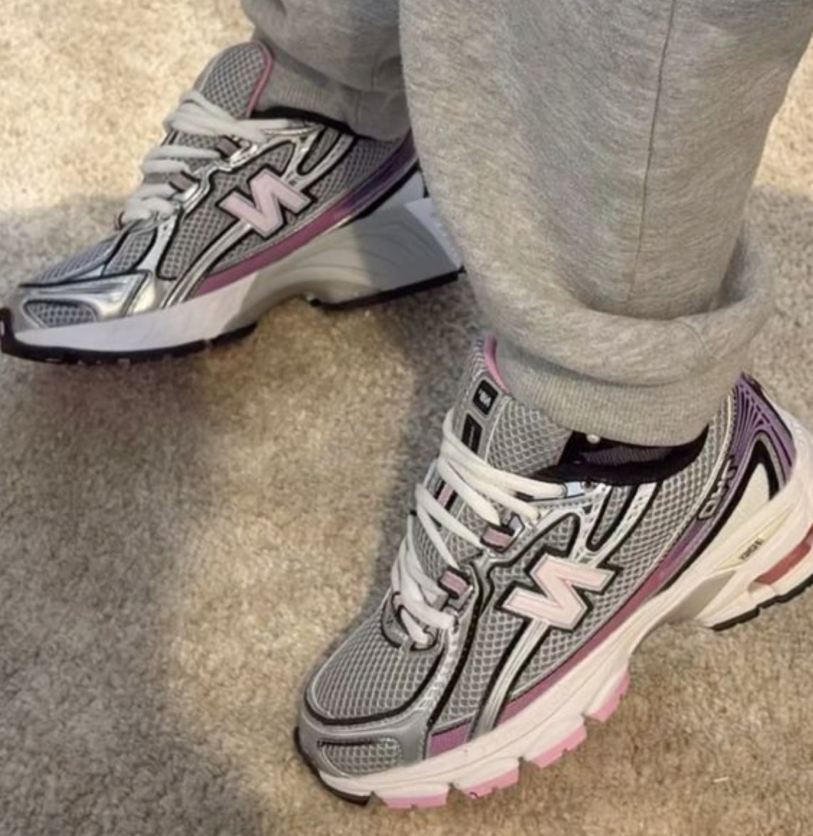 New Balance 740