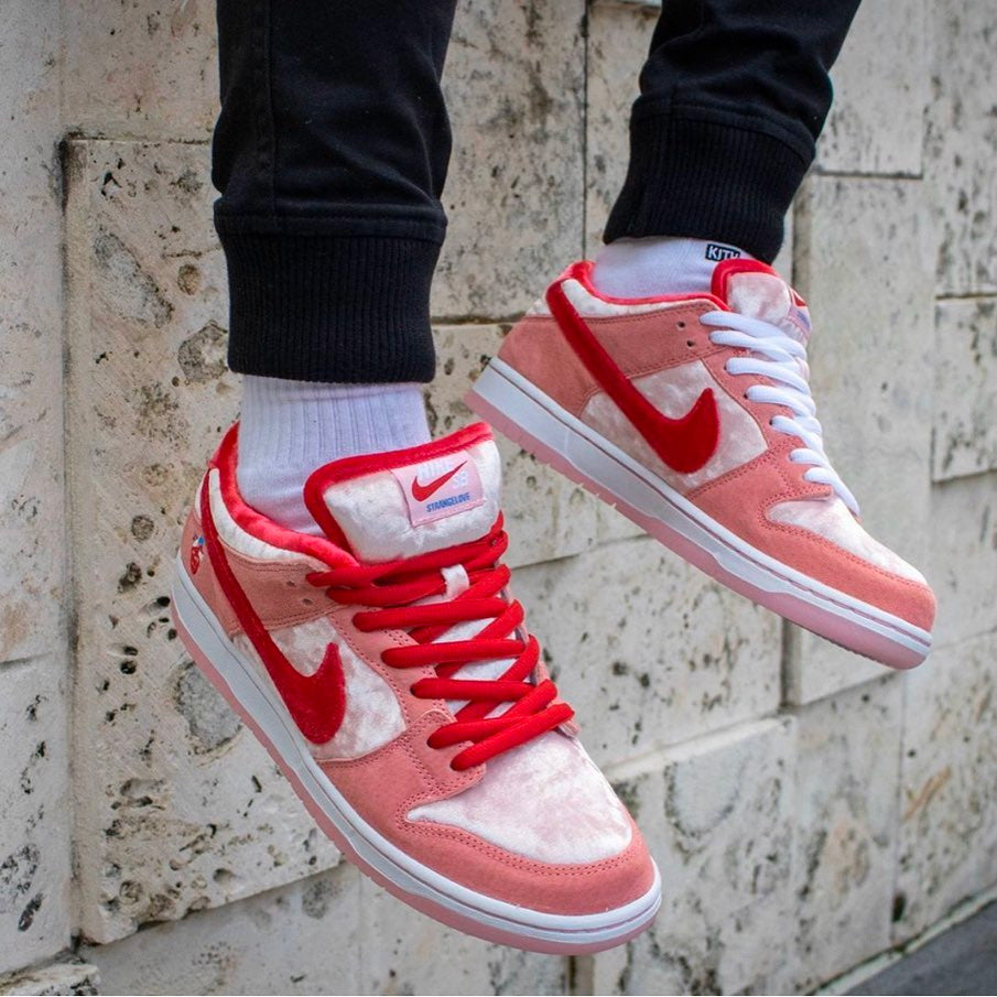 Dunk Low ‘StrangeLove x Nike SB’