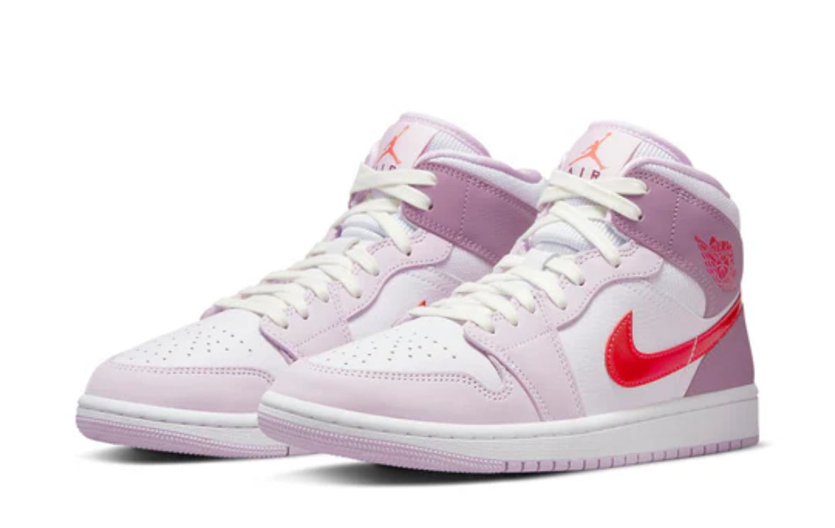 Air Jordan 1 Mid 'Valentine's Day'