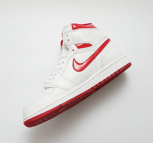 Air Jordan 1 Retro High OG ‘GS Metallic Red’