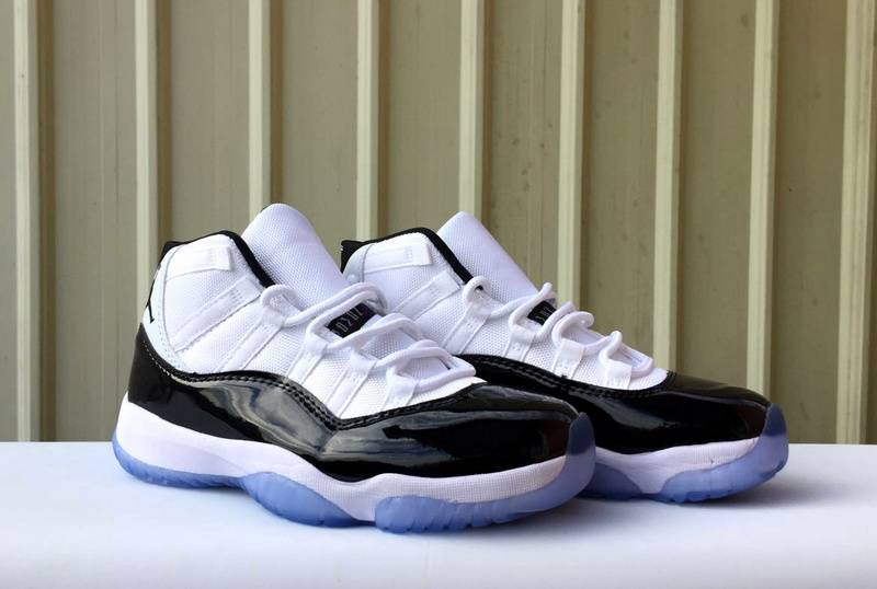 Air Jordan 11 'Concord'