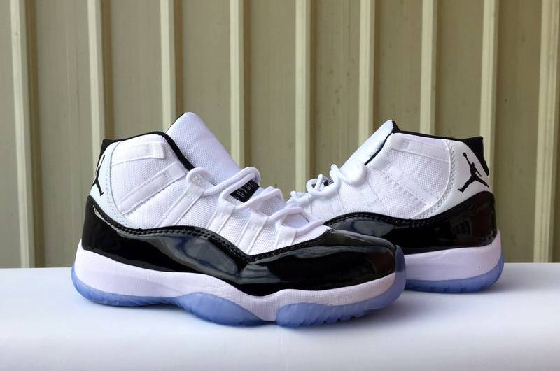 Air Jordan 11 'Concord'