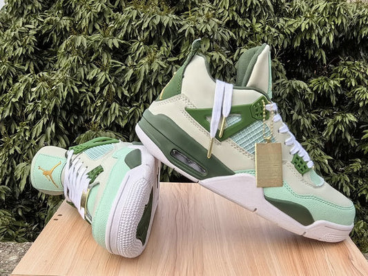 Air Jordan 4 ‘First Class’