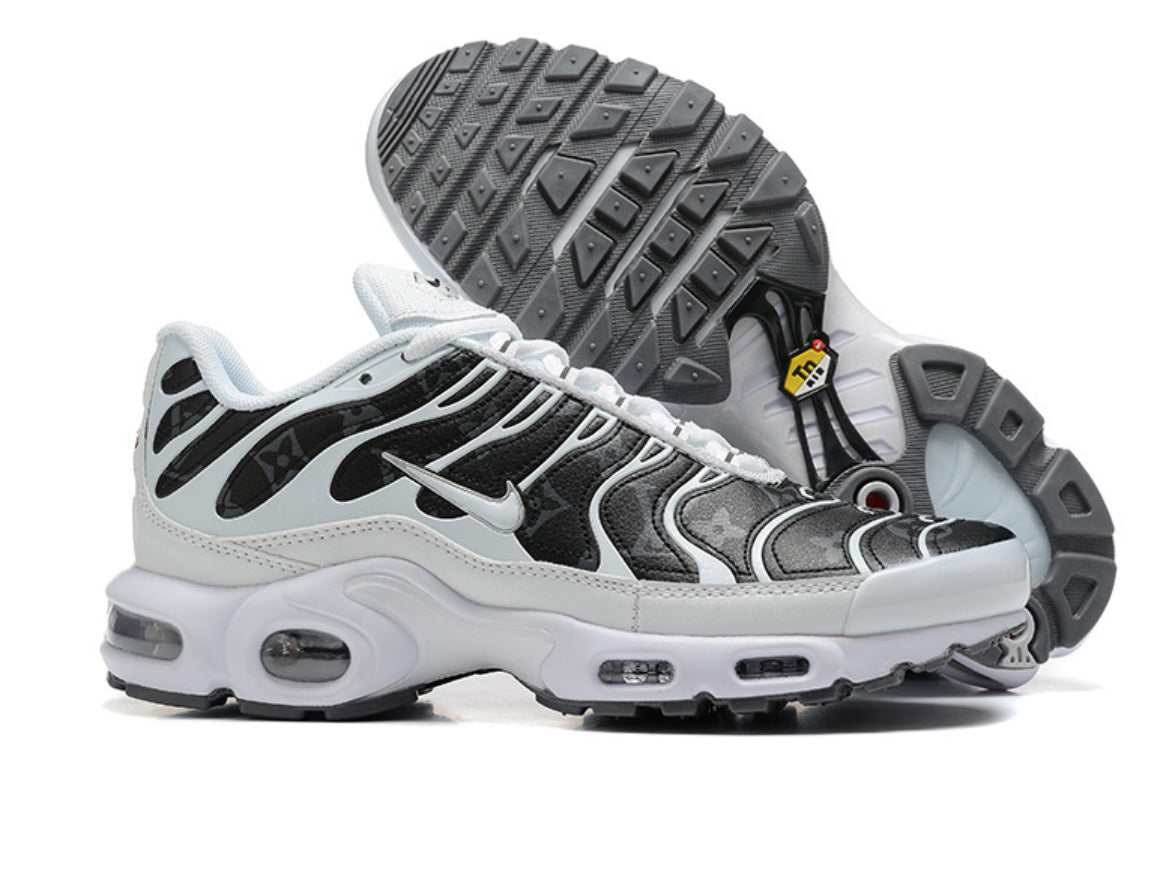 TN Air Max Plus ‘Lv BW’
