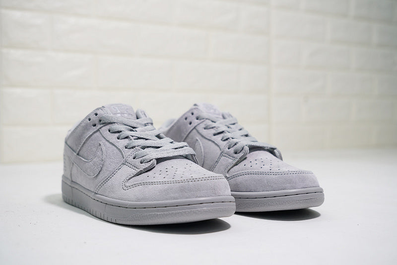 Dunk Low ‘Reigning Champ x Nike’
