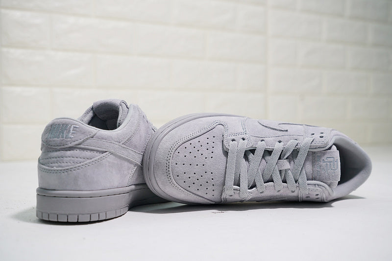 Dunk Low ‘Reigning Champ x Nike’
