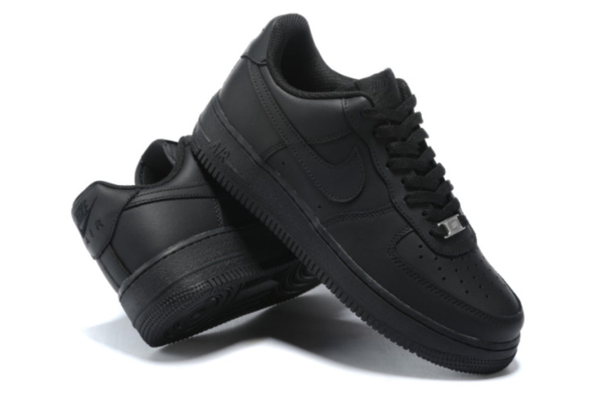 Air Force one ‘Full Black’