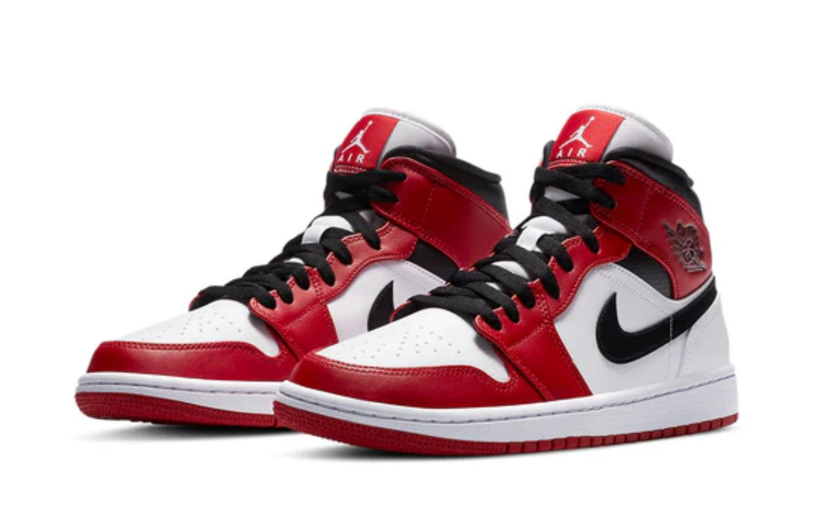 Air Jordan 1 Mid 'Chicago'