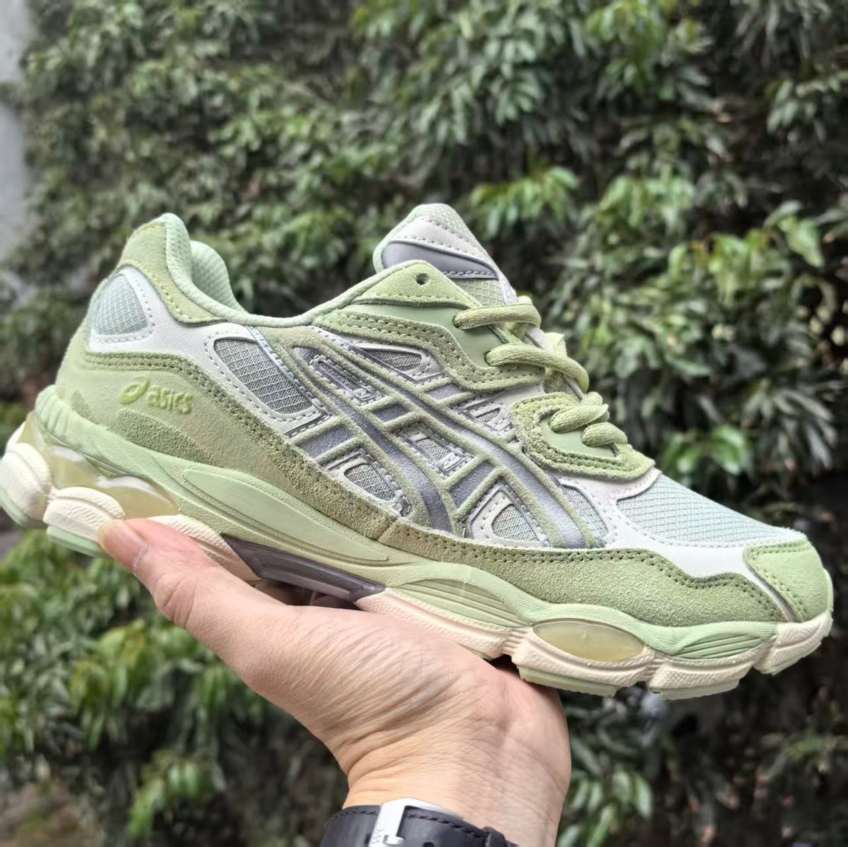 Asics Gel-Nyc Kaki grey