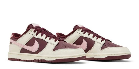 Dunk Low ´Night Maroon and Medium Soft Pink’