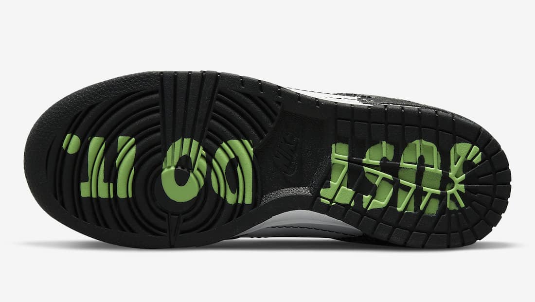 Dunk Low ‘Disrupt 2 Just Do It ‘White Black’
