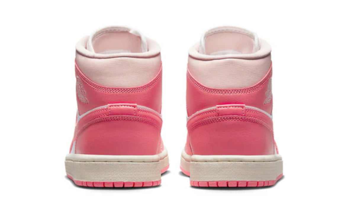 Air Jordan 1 Mid 'Strawberries and Cream'