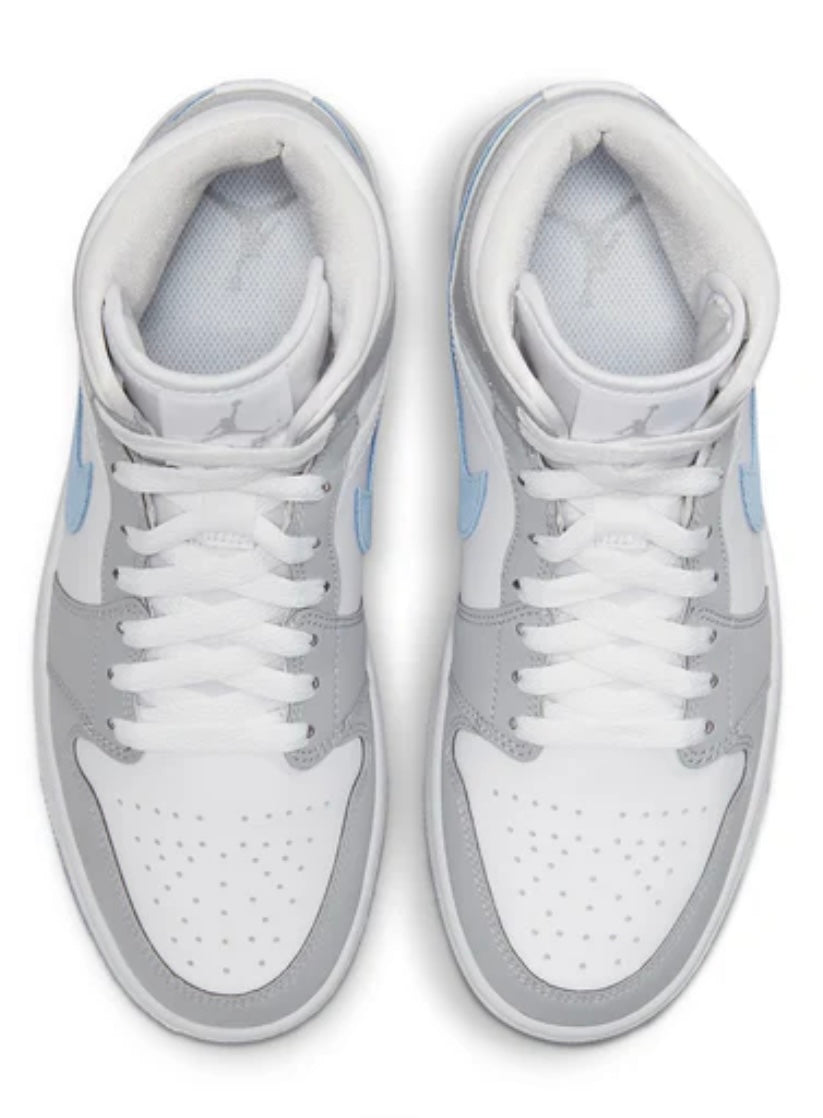 Air Jordan 1 Mid 'Wolf Grey Aluminum'