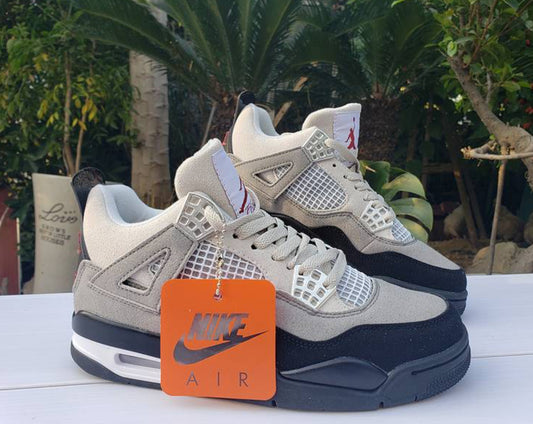Air Jordan 4 ‘Mid taupe haze’