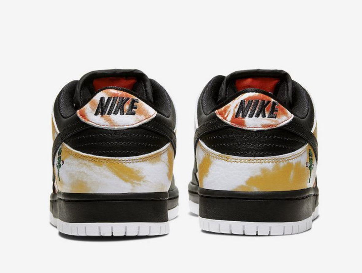 Dunk Low ‘Raygun tie dye black’