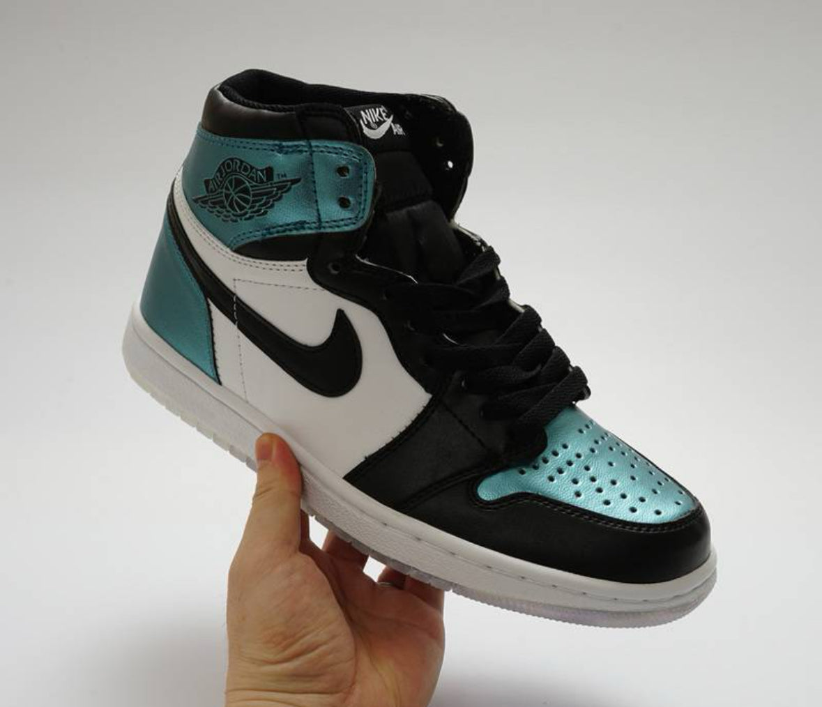 Air Jordan 1 High ‘Aqua Blue’