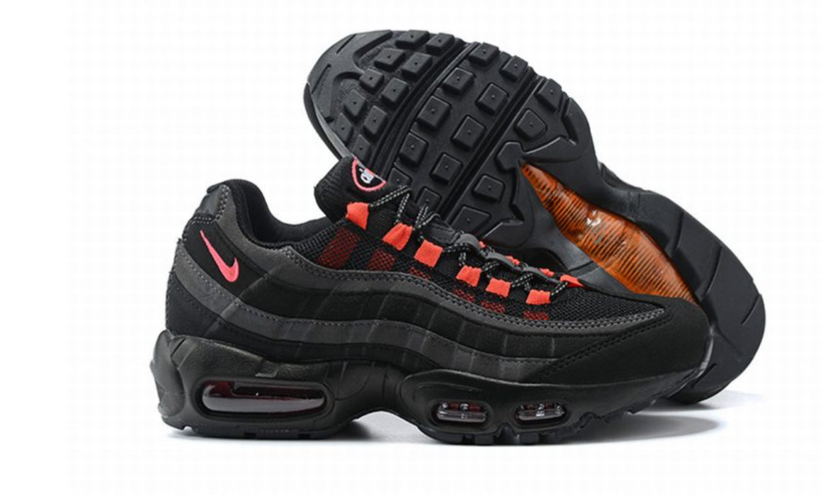 Air Max 95 ‘Black laser crimson’