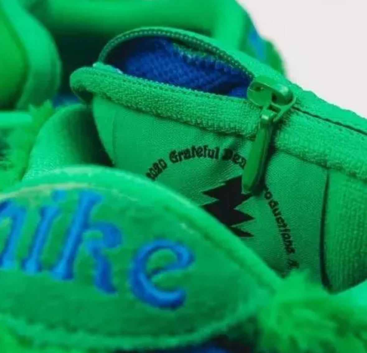 Dunk Low ‘Grateful Dead Bears Green’