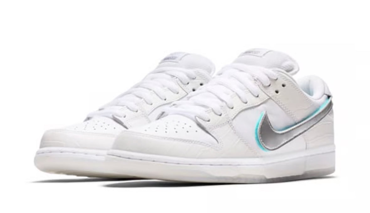 Dunk Low ‘Diamond’
