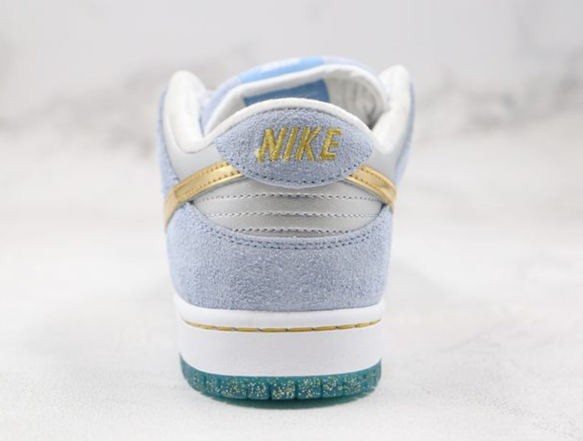 Dunk Low ‘Sean Cliver’