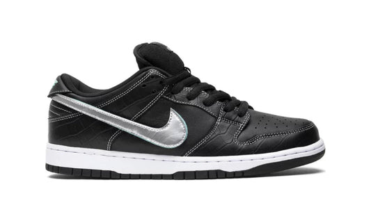 Dunk Low ‘Black Diamond’