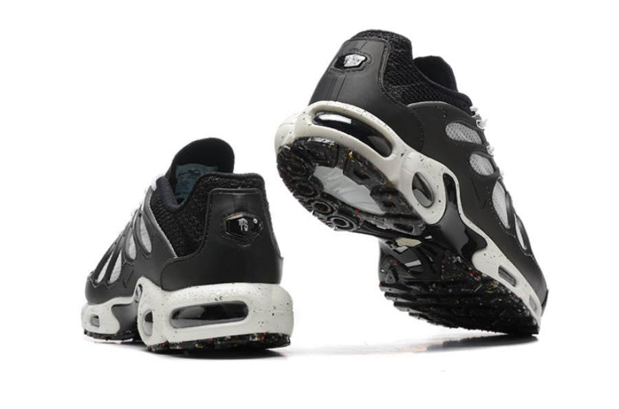 Nike Air Max Terrascape Plus 
 ‘Off Black’