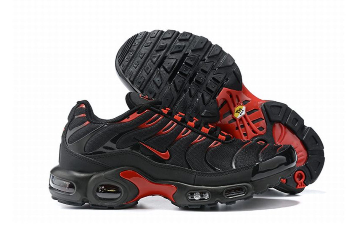 Tn air max plus ‘Bred’