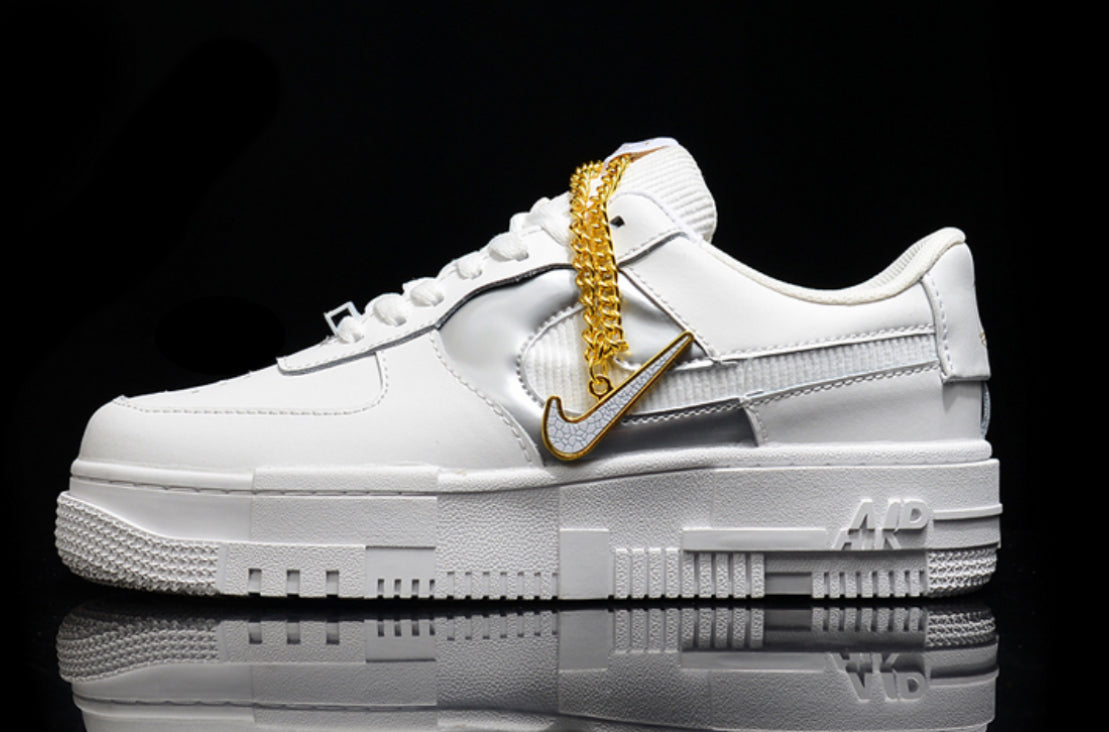 Air Force 1 Low Pixel ‘Grey Gold Chain’ 36/44