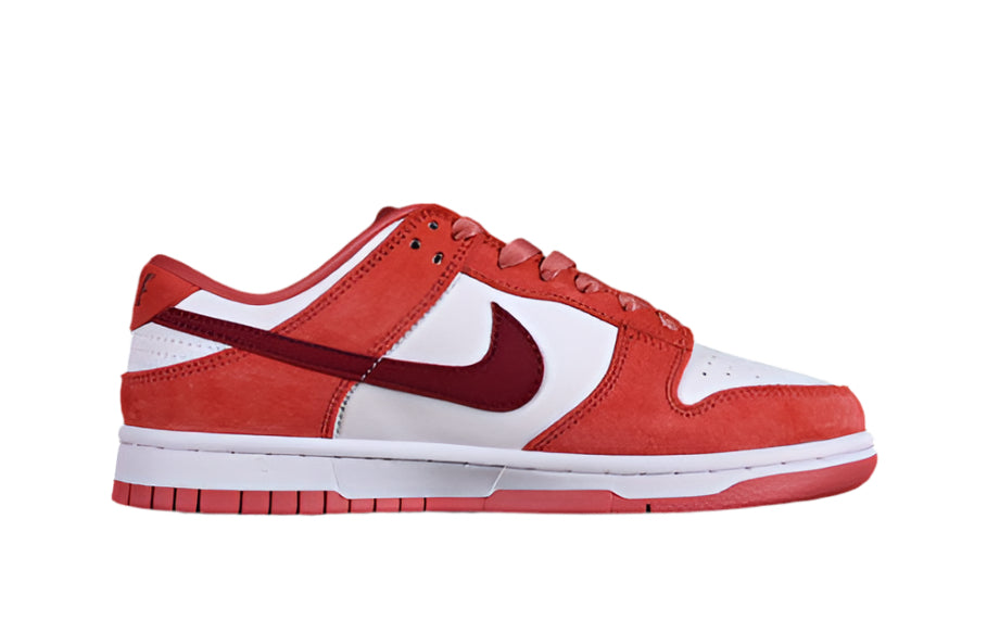 Dunk Low ‘Valentines Day’
