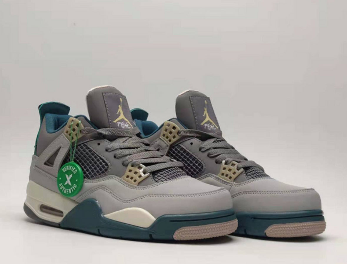 Air Jordan 4 ‘SE Craft Gray Rabbit’