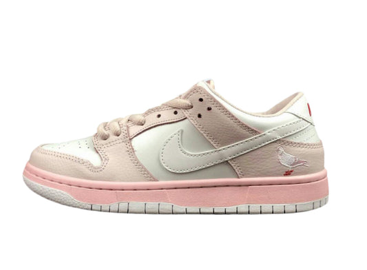 Nike Sb Dunk Low ‘Pink Pigeon x Staple’