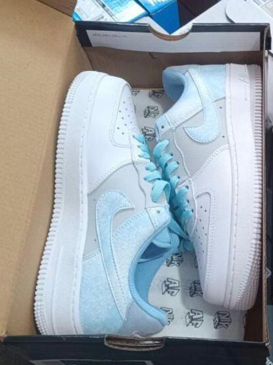 Air Force One White Blue Physhic
