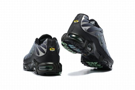 Tn air max plus ‘Green Glow’