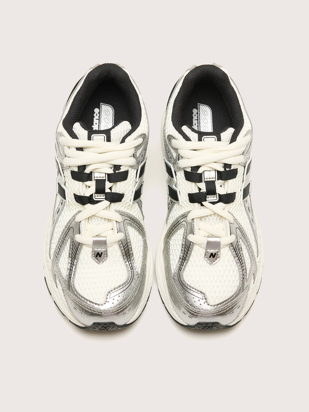 New Balance 1906 ‘Metallic Grey’