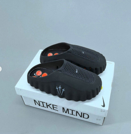 Nike Mind 001 Noir Orange