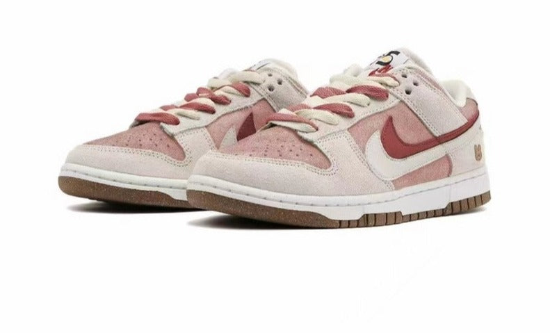 Dunk Low ‘85 Double Swoosh’