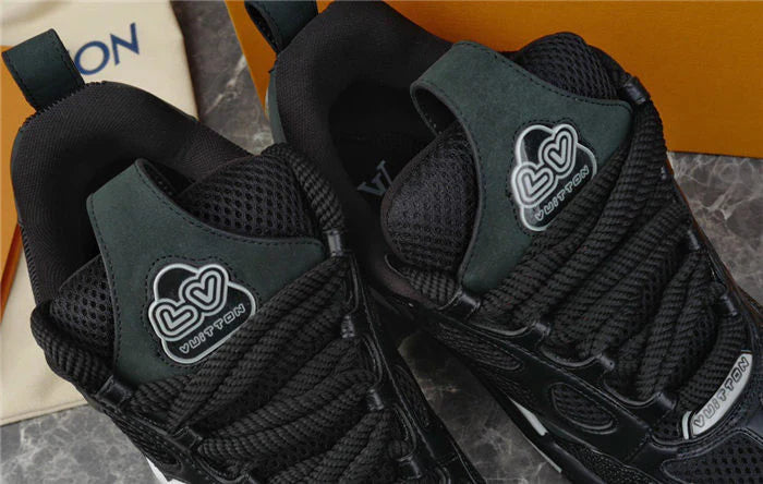 LV Skate Black And White